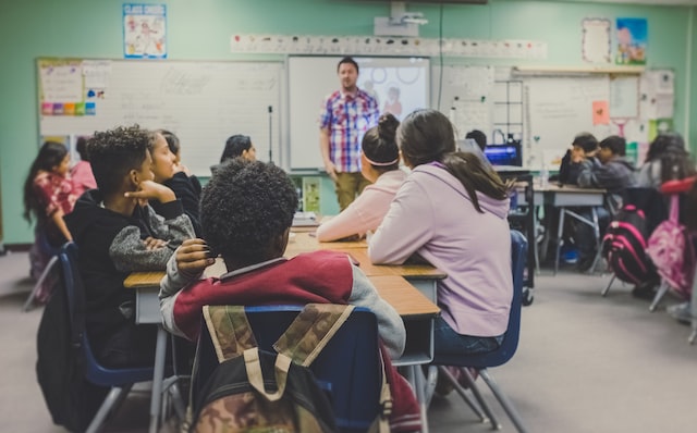 How Can 5G Make a Difference in Education?